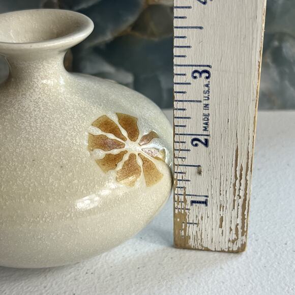 Pottery Decorative Vase Small Round Off White Yellow Flowers Glaze Home Decor - Picture 5 of 7
